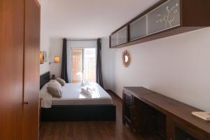 Фотография из галереи WELCS APARTAMENTO 200 PDA CON TERRAZA y PISCINA в Палафружеле