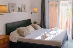 Фотография из галереи WELCS APARTAMENTO 200 PDA CON TERRAZA y PISCINA в Палафружеле