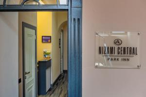 Certifikát, hodnocení, plakát nebo jiný dokument vystavený v ubytování Nizami Central Park Hotel