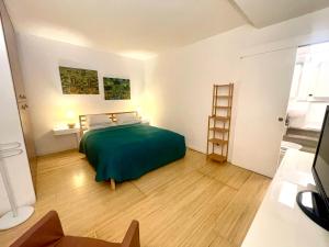 A bed or beds in a room at Foro Italico, Auditorium,Ponte Milvio, Ministero degli Esteri, 'Monte Mario Hill"