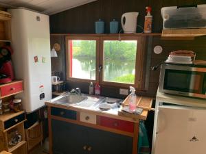 Gallery image of Chalet et Bulle La tête dans les étoiles in Audelange