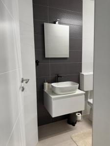Ένα μπάνιο στο Vacation Apartment Noemi +10 φωτογραφίες