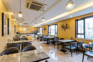 Un restaurant sau alt loc unde se poate mânca la Maixinge Boutique Hotel Lujiazui Pudong
