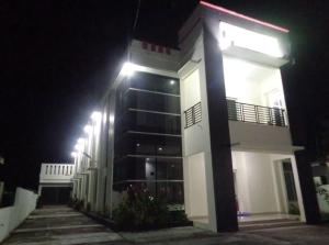 Hoone, kus hotell asub