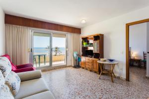 Χώρος καθιστικού στο Karen Racons