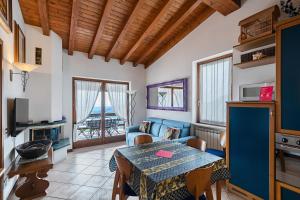 Μια τηλεόραση ή/και κέντρο ψυχαγωγίας στο Poggio sul Clisi 30 Apartment by Wonderful Italy