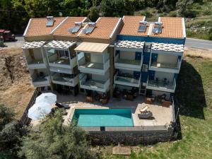 Бассейн в Melodie Apartments или поблизости