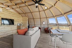 Kép Spacious Unique Pod Perfect for a Secluded Escape in Texas szállásáról Hilltopban a galériában