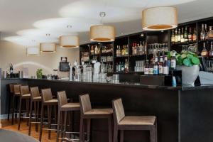 Lounge oder Bar in der Unterkunft NH Zandvoort Hotel