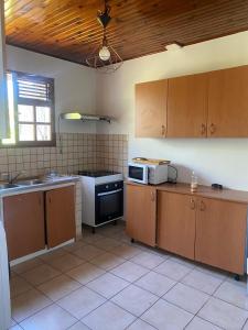 Η κουζίνα ή μικρή κουζίνα στο Maison des Grenadiers