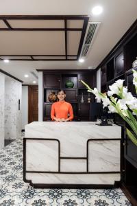 Majutusasutuse Lotusama Central Hanoi Hotel töötajad