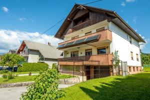 Budova, kde se apartmán nachází