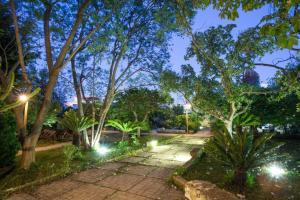A garden outside Giardino Nascosto