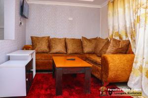 Posezení v ubytování Paradise Point Resort Nyahururu + 28 fotografií