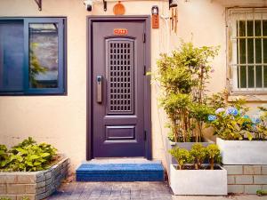 Um jardim no exterior de 定安厝 Ding'an Village 位于百年历史建筑群 近西湖 河坊街 南宋御街