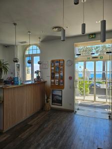 Vstupní hala nebo recepce v ubytování Hotel Flots d'Azur Promenade des Anglais