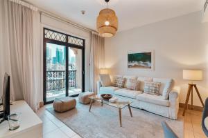 Setusvæði á Downtown 2BR with Iconic Burj Khalifa Views