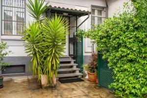 Jardín al aire libre en Duomo 15' - Suite 5' from Station with Wifi and A-C