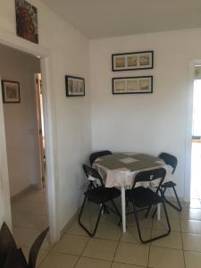 Fotografie z fotogalerie ubytování 2 Bedroom Apartment Jardines Canarios Los Cristianos Tenerife v destinaci Arona