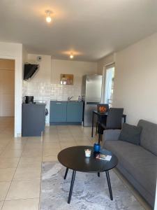 Kuchyň nebo kuchyňský kout v ubytování City trip Strasbourg