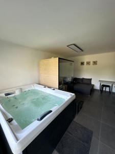 Gambar di galeri bagi Ferienwohnung mit Pool und Sauna - Medebach di Medebach