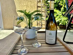 Imagen de la galería de Mazet Climatisé avec Parking et Piscine - FR-1-816-26, en Le Lavandou