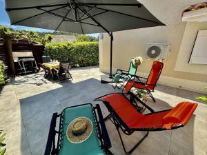 Imagen de la galería de Mazet Climatisé avec Parking et Piscine - FR-1-816-26, en Le Lavandou