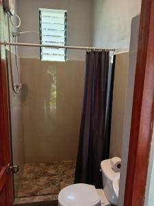 Ένα μπάνιο στο Eco Terra Lodge +95 φωτογραφίες