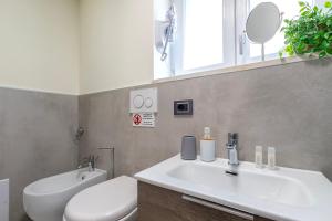 A bathroom at Rosa dei Venti 2
