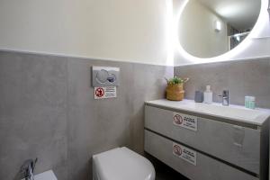 A bathroom at Rosa dei Venti 2