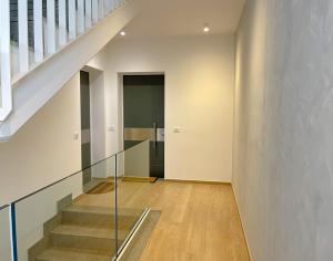 Φωτογραφία από το άλμπουμ του GEA SEAVIEW APARTMENT - Bright Top-Floor Gem in central Nettuno, Steps from the Station σε Νετούνο