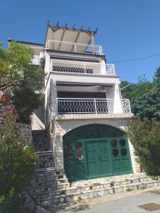 Fotografie z fotogalerie ubytování Apartmani Pulić v destinaci Senj