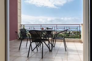 Rõdu või terrass majutusasutuses Ionian Mare