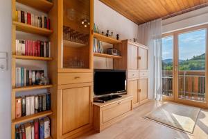 TV a/nebo společenská místnost v ubytování Haus Herbert Panter