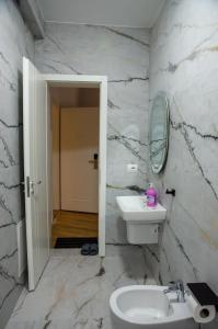 Koupelna v ubytování Hotel ERALD