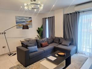 Gallery image of Signature Apartments in Trofwi +6 photos