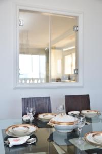 Fotografie z fotogalerie ubytování Élégant Appartement à La Marsa avec Vue sur Mer Et une Grande Terrasse Privée v destinaci Tunis