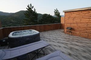 Afbeelding uit fotogalerij van Taniqinn Dilijan Cottages in Dilidzjan