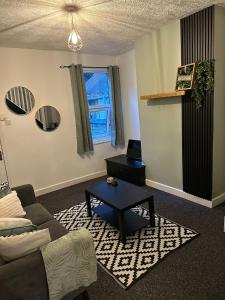 Χώρος καθιστικού στο Entire home in Stoke-on-Trent +1 φωτογραφίες