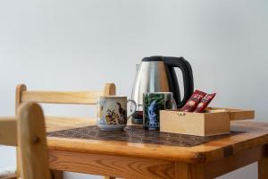 Gościniec Adam的咖啡和沏茶工具
