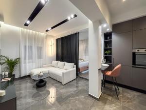 Eldhús eða eldhúskrókur á Aether Luxe Suite