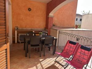 Balkoni atau teres di Rena & Relax con piscina condivisa
