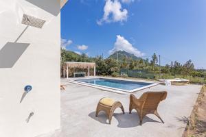 Bazén v ubytování Villa Alba Ogliastra con piscina privata nebo v jeho okolí