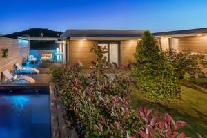 Bazén v ubytovaní Norte de Santillana Villas - Apartamentos alebo v jeho blízkosti