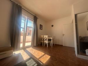 Φωτογραφία από το άλμπουμ του Apartmani Chiara σε Mrljane