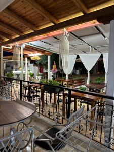 Restaurace v ubytování Cozy Veranda Kristian - Free Parking + 37 fotografií