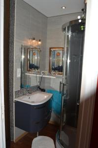 Galeriebild der Unterkunft Chez Pierrette in Pont-Croix + 8 Fotos