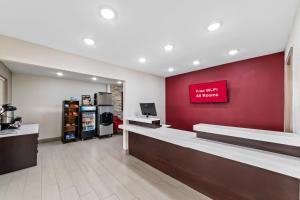 TV a/nebo společenská místnost v ubytování Red Roof Inn Del Rio