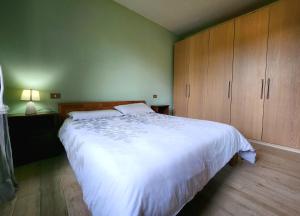 Posteľ alebo postele v izbe v ubytovaní Rocca View Apartment