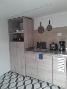 Dapur atau dapur kecil di Apartamento en itagui